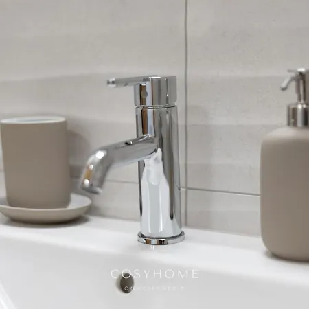 Le Rocher L Pied Des Pistes L By Cosyhome